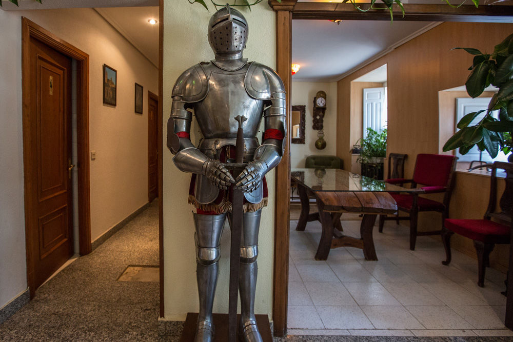 Hotel Los Perales Puebla de Sanabria Exteriör bild